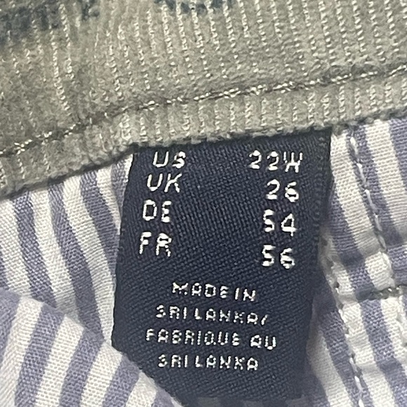 Lands End Dove Gray Fine Wale Corduroy Pants Boot Cut size 22 long - Picture 7 of 9